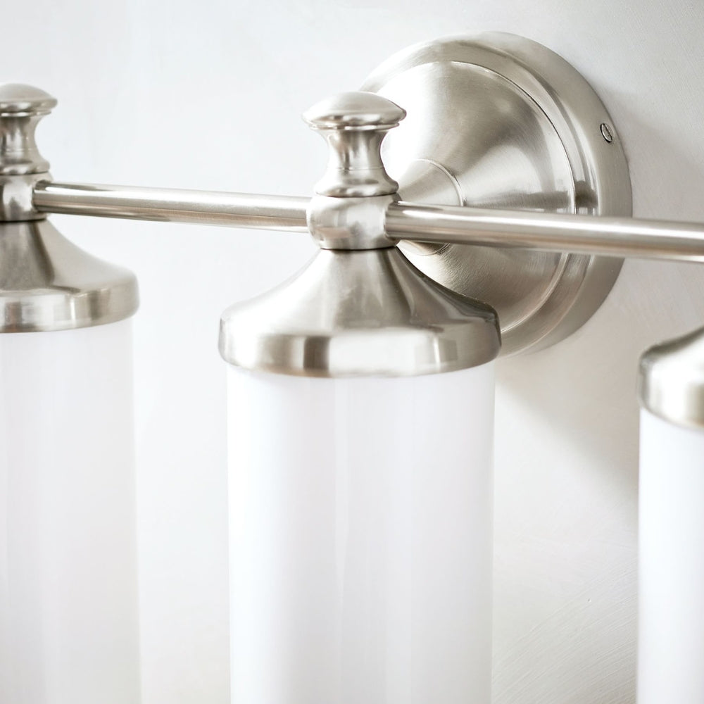 Contemporary Adjustable Metal Wall Lamp