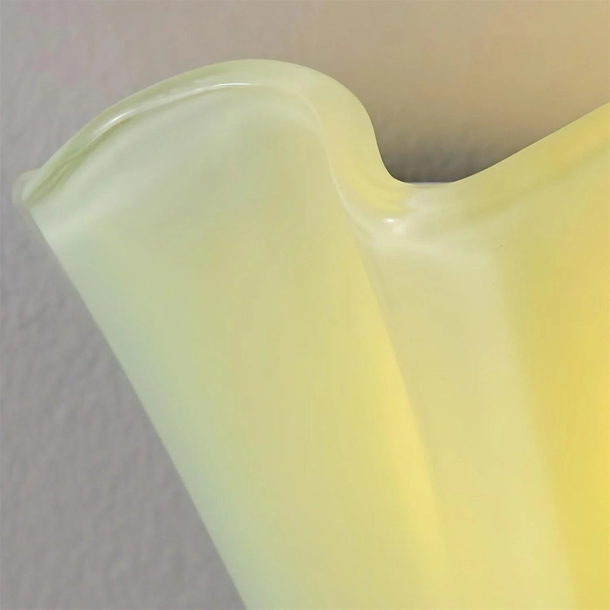 
Musa Hand-Blown Glass Wall Lamp