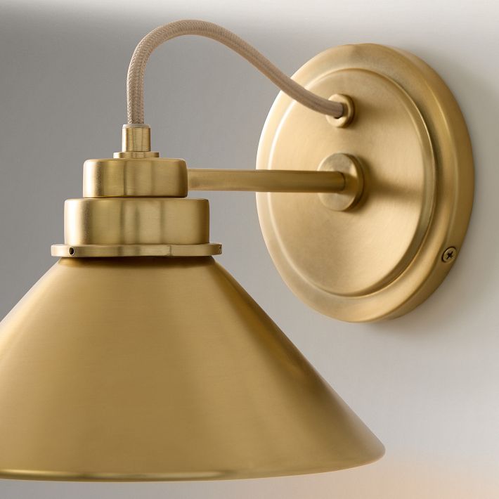 
Grange Adjustable Metal Wall Lamp