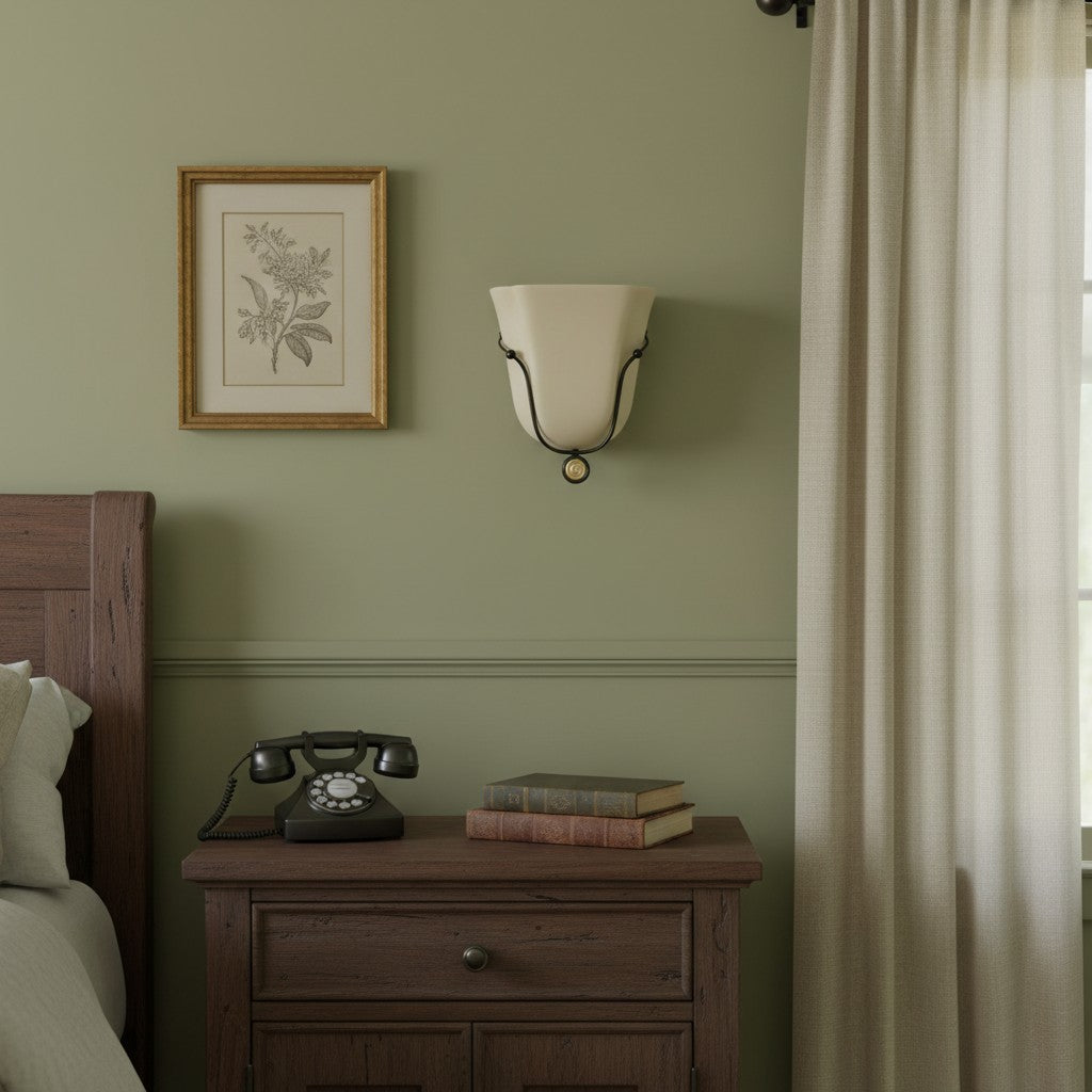 
Musa Hand-Blown Glass Wall Lamp